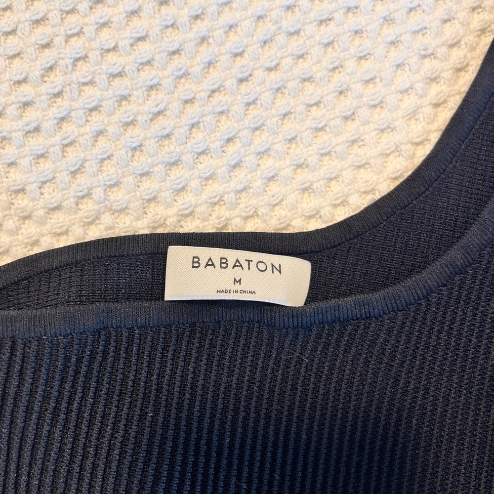 Babaton Black One-Shoulder Ribbed Crop Top - Picture 4 of 6